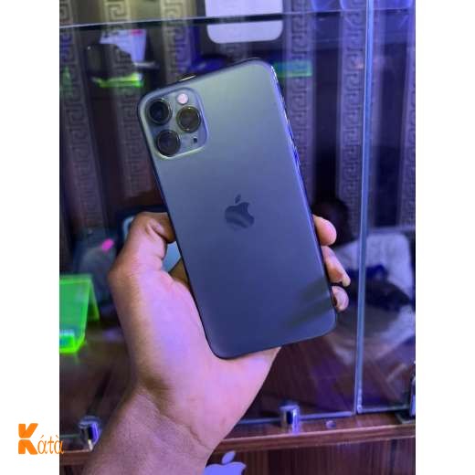 11 pro max locked`s image